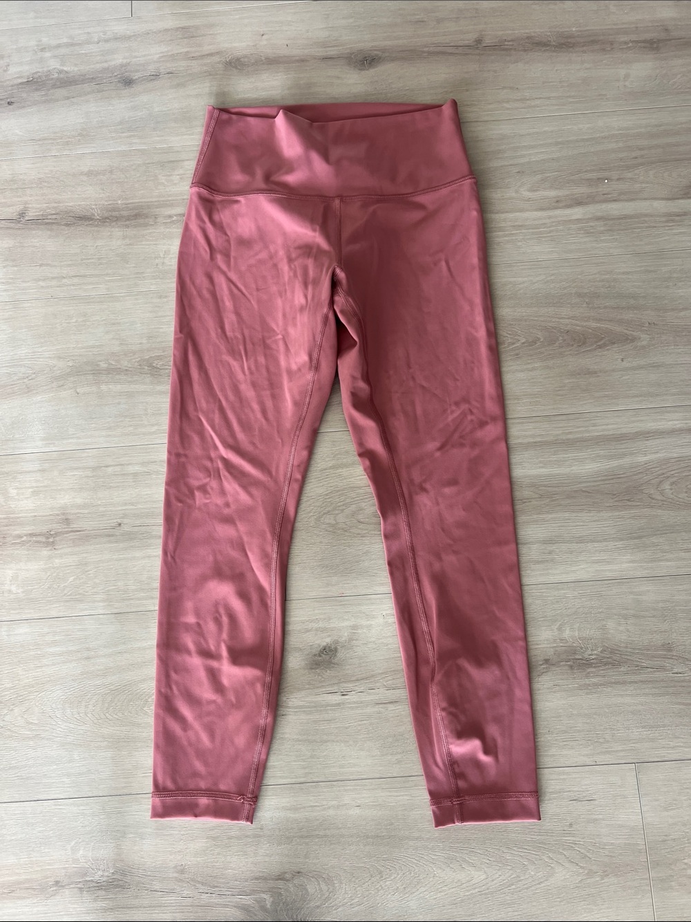 Lululemon women’s High-Waist Leggings in Rose color size 8